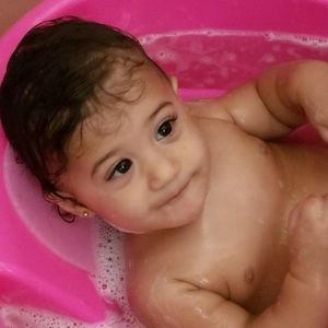 Meet your Posher, Esester